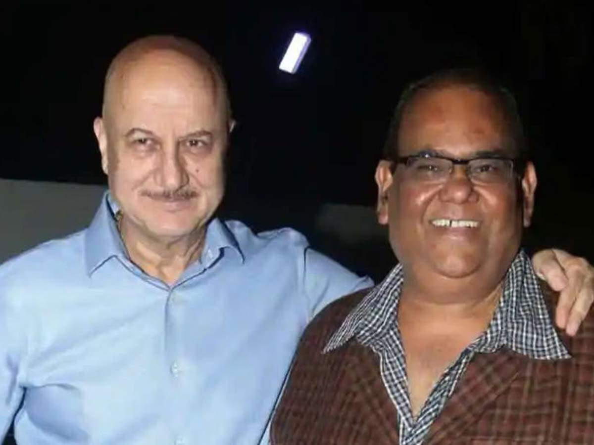 Satish Kaushik death Anupam Kher trivute