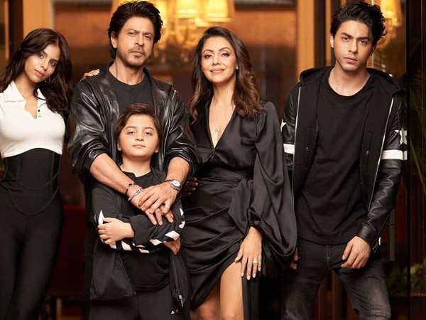 Gauri Khan dropped a stylish family pic featuring Shah Rukh Khan, Aryan Khan, Suhana Khan and AbRam