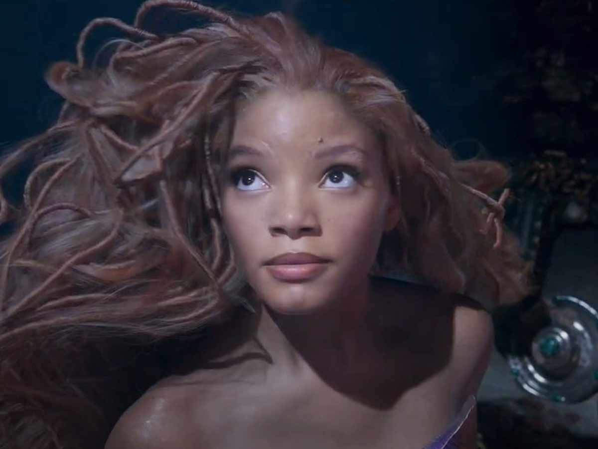 The Little Mermaid Trailer Halle Bailey S Ariel Makes Us Part Of Her World