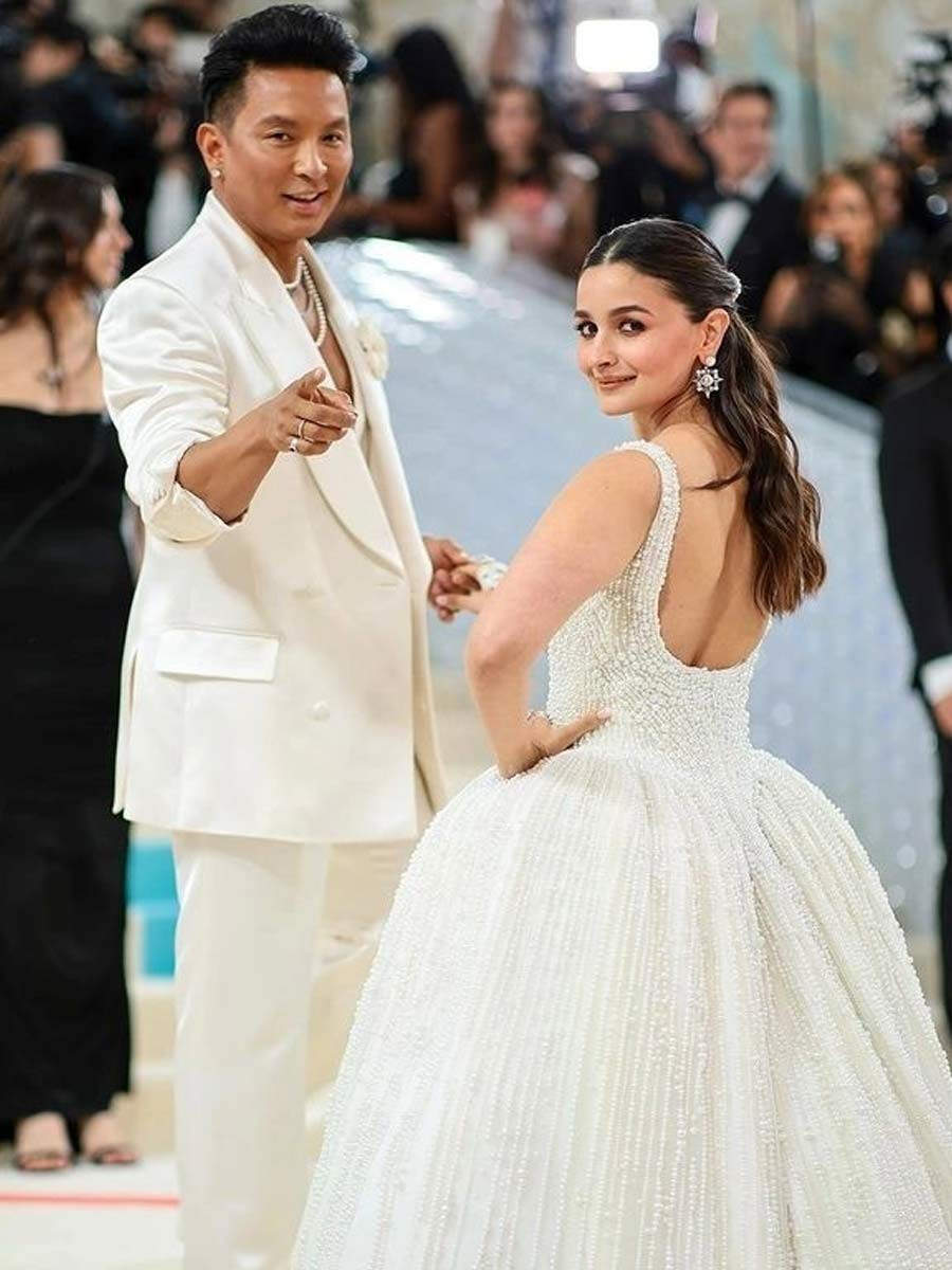 Prabal Gurung recalls meeting Alia Bhatt at Karan Johar's birthday bash |  Filmfare.com