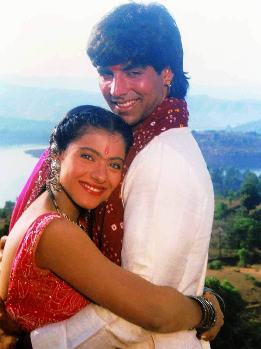 Kajol Akshay Kumar Saif Ali Khan Yeh Dillagi