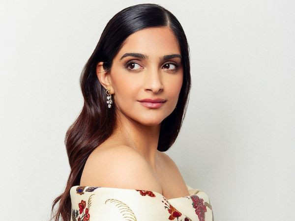 Mother's Day: Sonam Kapoor Ahuja thinks that the industry doesn’t have enough acceptance for moms.