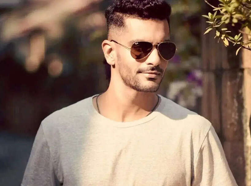 Angad Bedi to star in the Indian adaptation of K-drama Suspicious ...