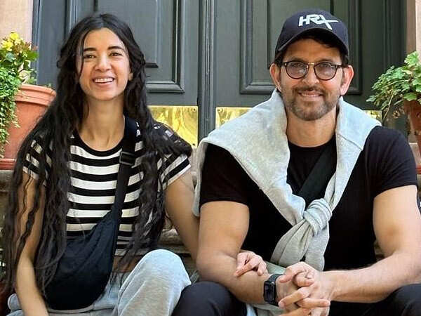 Hrithik Roshan Pens An Adorable Birthday Post For His Girlfriend Saba ...