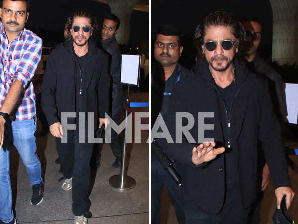 Shah Rukh Khan gets clicked at the Mumbai airport. See pics: