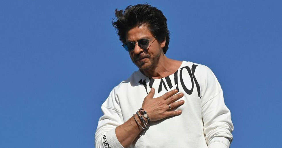 Shah Rukh Khan Reveals If He Personally Replies To His Fans On Asksrk Models Gallery 