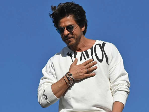 SRK Bracelet with sparkling rhinestones (White & Blue)