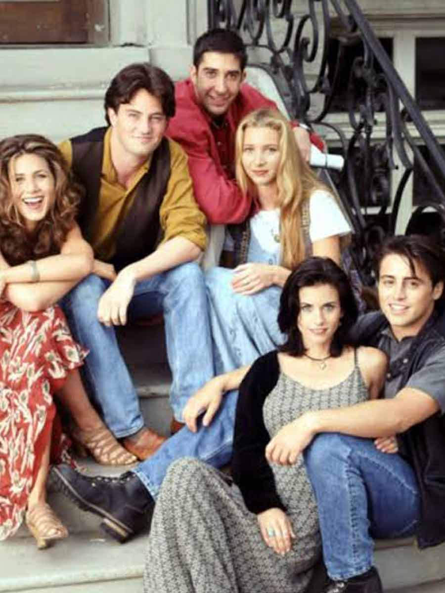 Friends cast release a joint statement after Matthew Perry’s passing ...