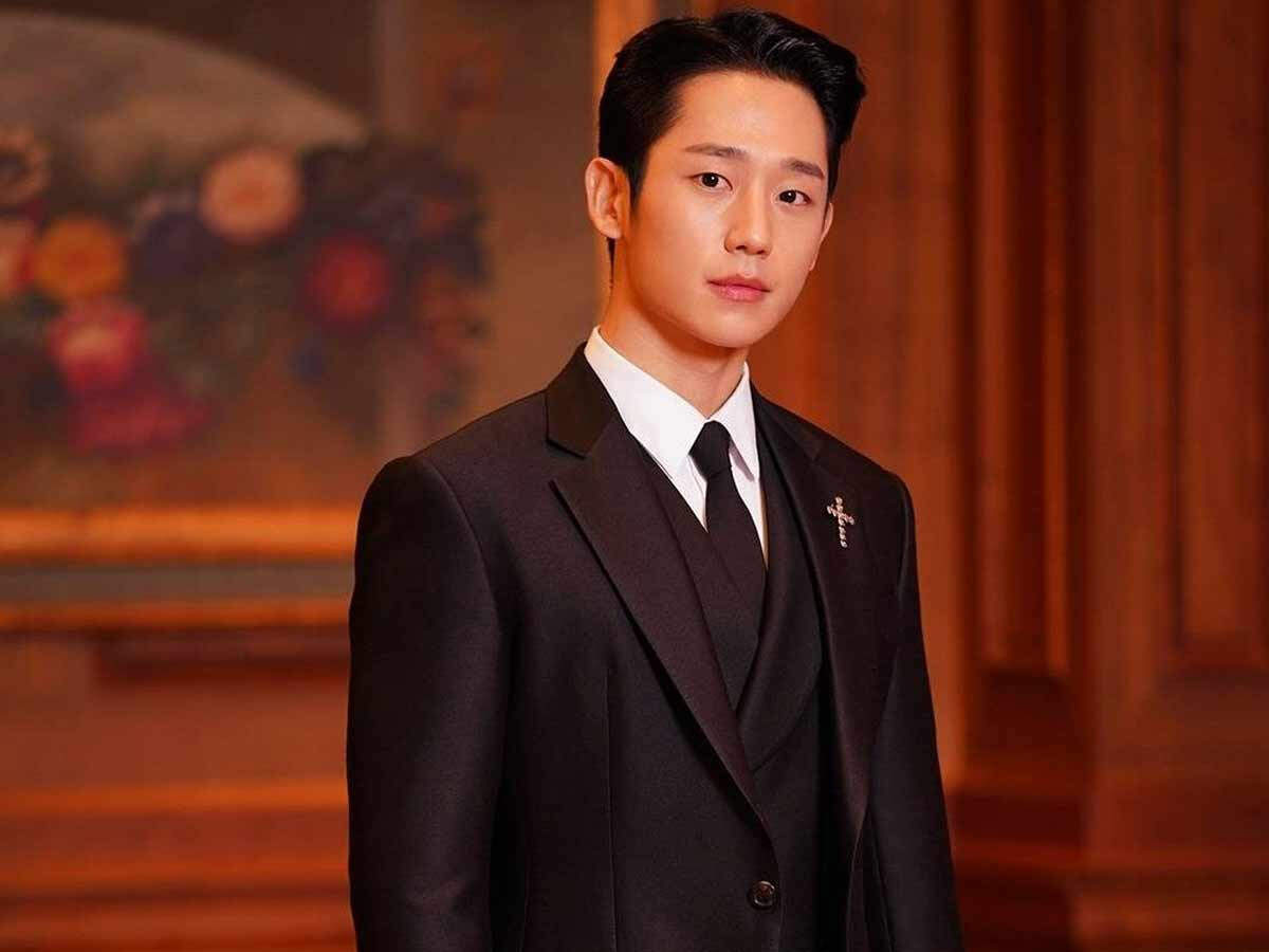 Snowdrop star Jung Hae-in might star in a new rom-com drama