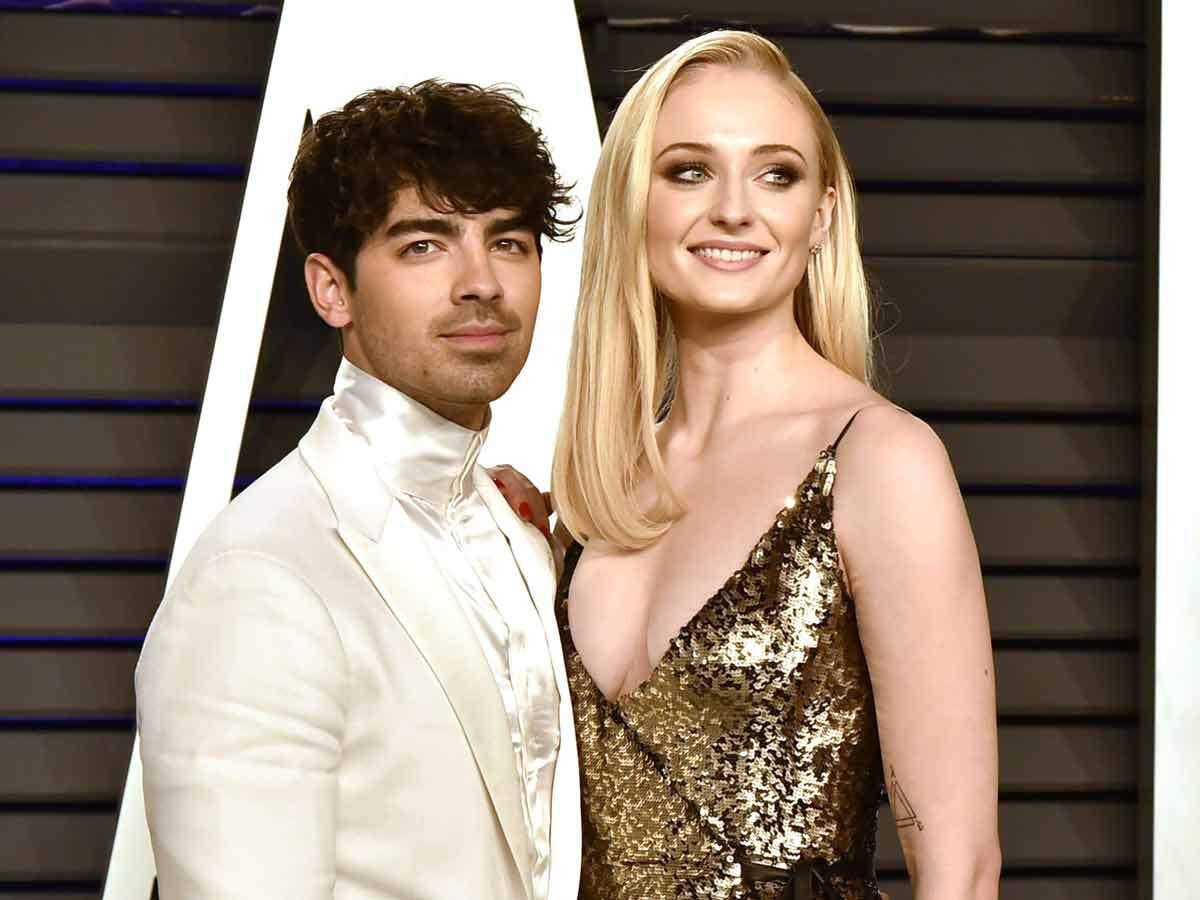 Sophie Turner and Joe Jonas reportedly agreed to the kids living with him