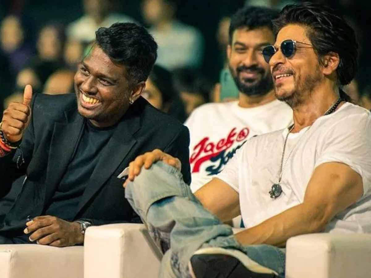 Shah Rukh Khan talks in Tamil with Jawan director Atlee
