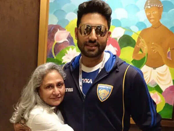 Abhishek Bachchan shares a throwback photo on Jaya Bachchan's birthday ...