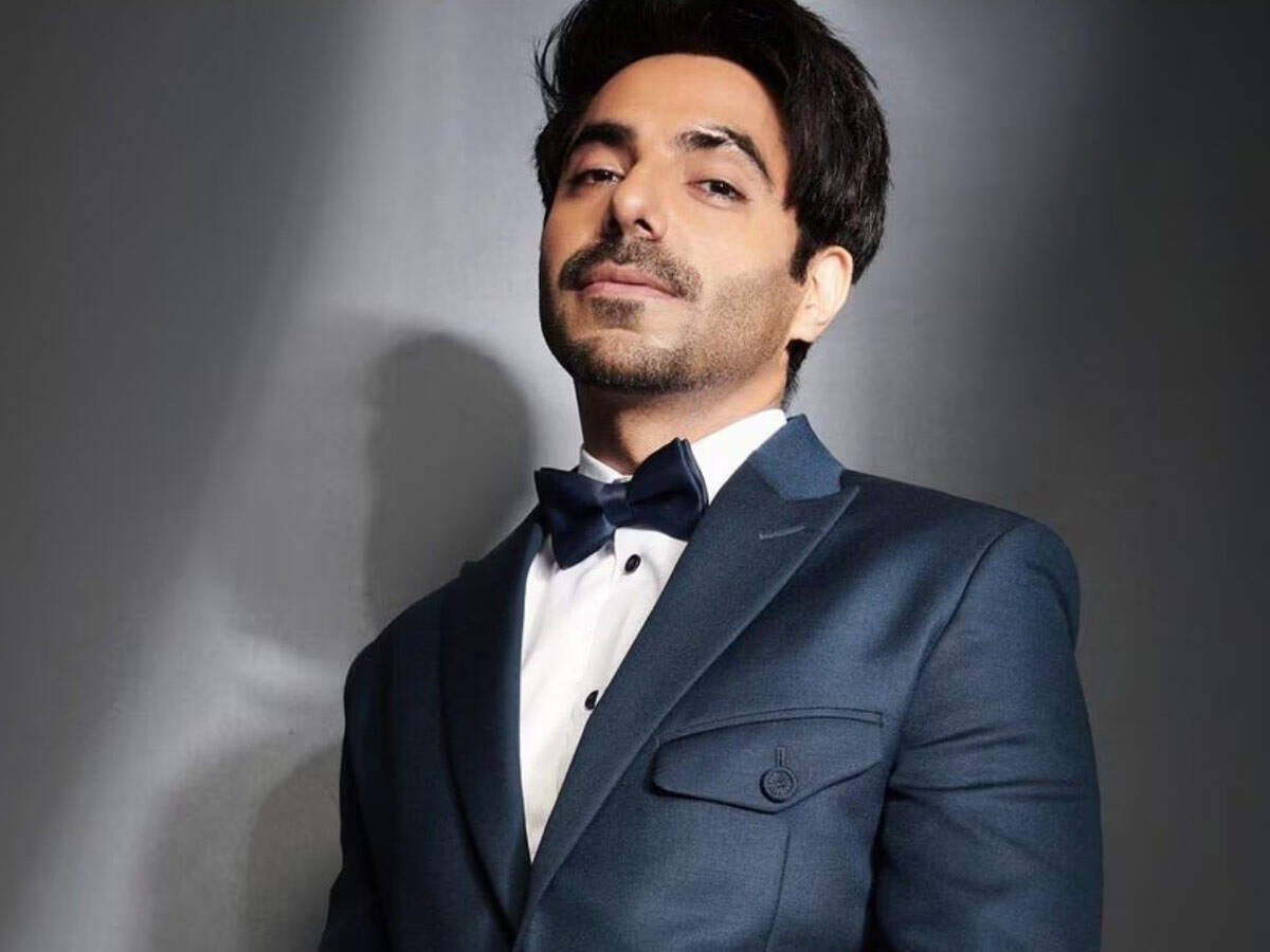 Aparshakti Khurana Akshay Kumar