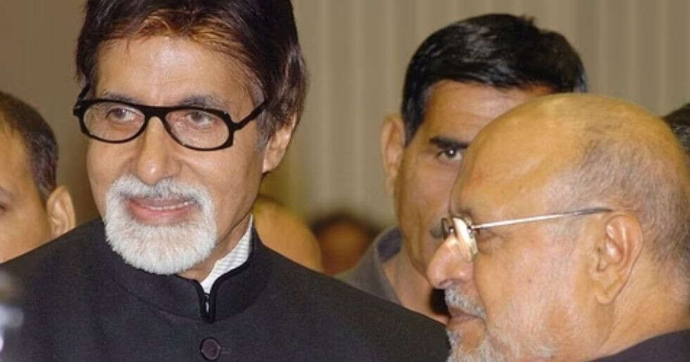 Amitabh Bachchan gives a tribute to legendary filmmaker Shyam Benegal