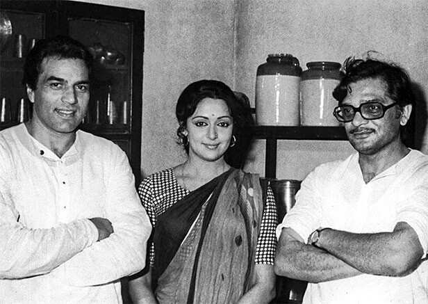 Throwback: Dharmendra & Sharmila Tagore were to star in Gulzar’s Devdas