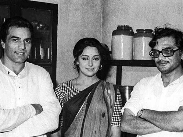 Throwback: Dharmendra and Sharmila Tagore were to star in Gulzarâs Devdas