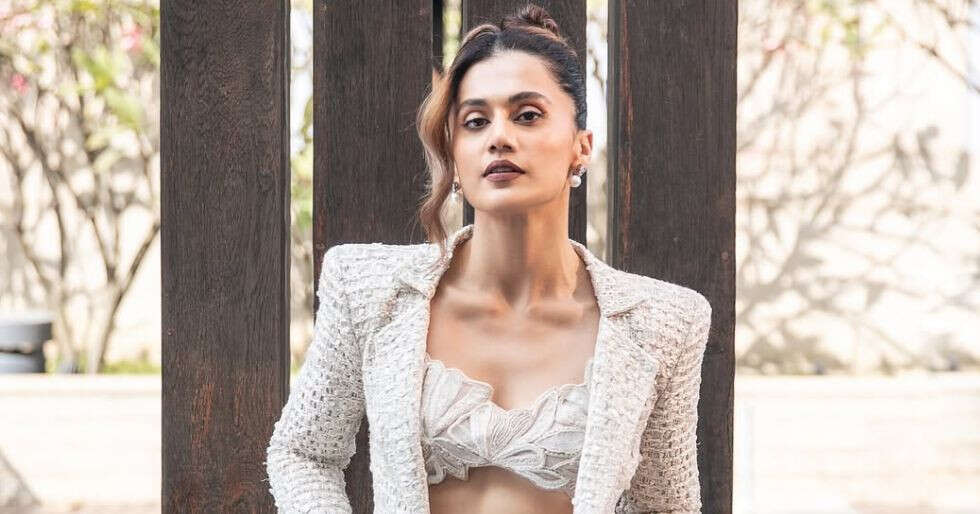 Taapsee Pannu Begins Shooting For Gandhari | Filmfare.com