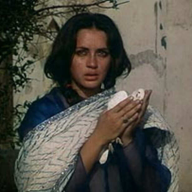 Shyam Benegal Nafisa Junoon