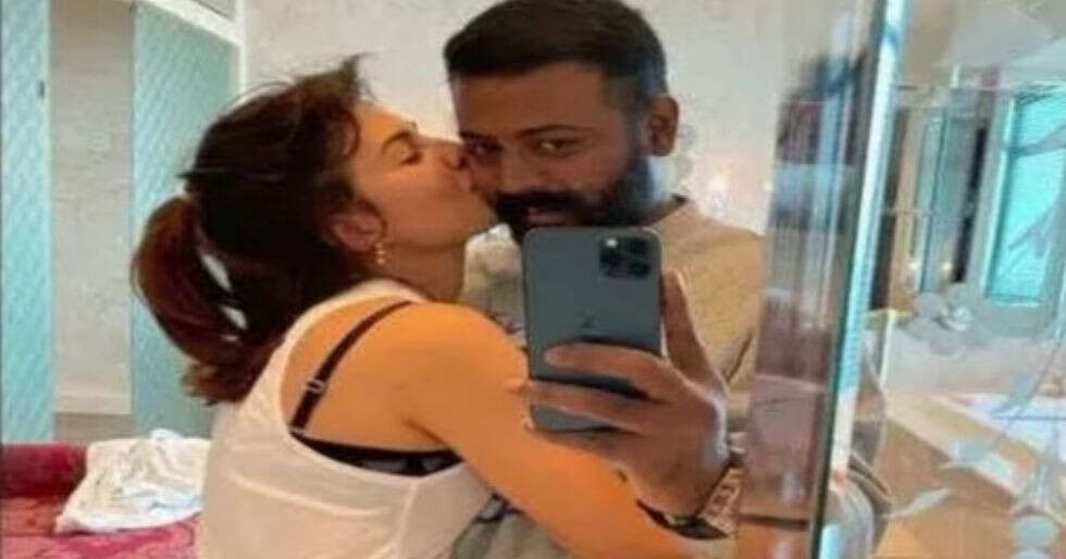 Sukesh Chandrashekhar pens a letter for Jacqueliene Fernandez on Christmas Sukesh Chandrashekhar pens a letter for Jacqueliene Fernandez on Christmas