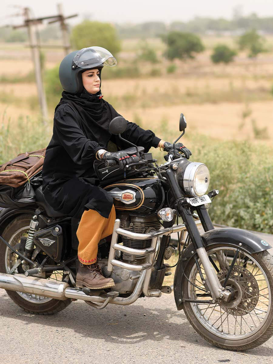 Dia Mirza Had Riding a Bullet in Dhak Dhak