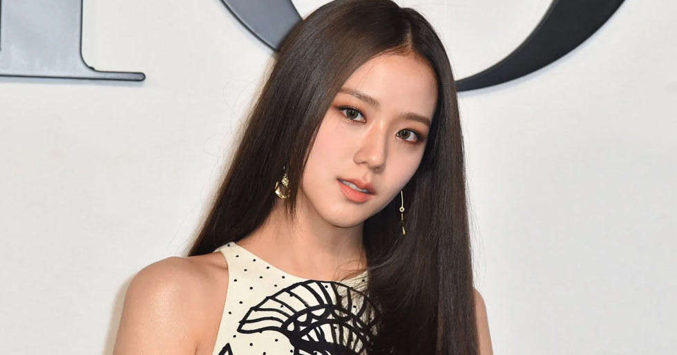 Blackpink’s Jisoo signs with brother’s agency for solo activities. Report: