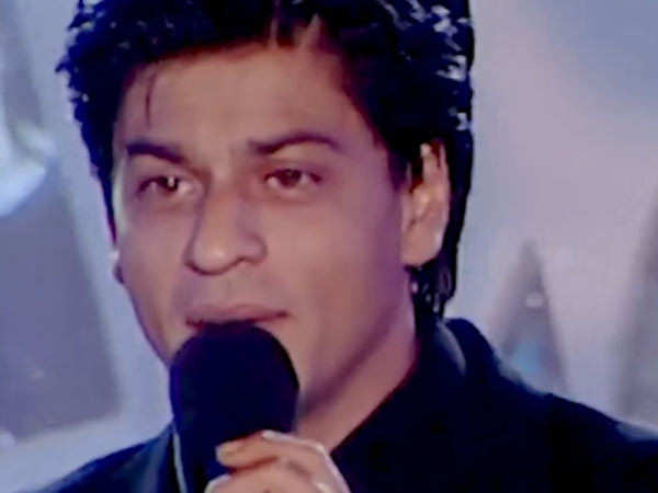 Filmfare Awards Recap Watch Shah Rukh Khans Emotional Speech After His Kuch Kuch Hota Hai Win