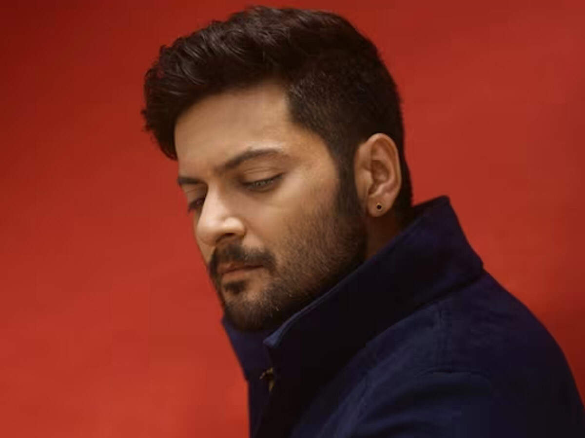 Ali Fazal Samantha