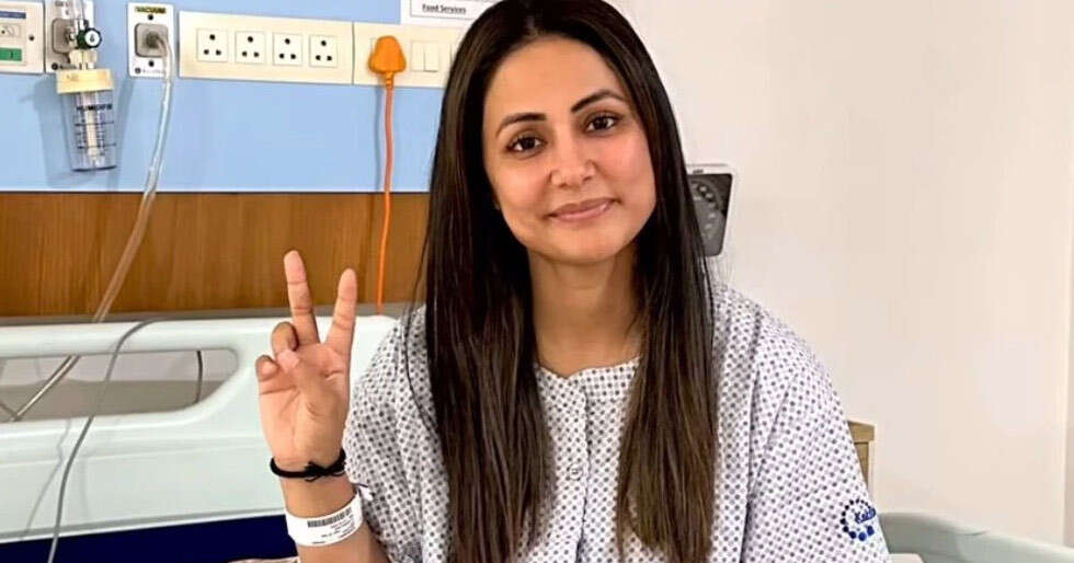 Hina Khan Being In“Constantly In Pain,” Updated On Health