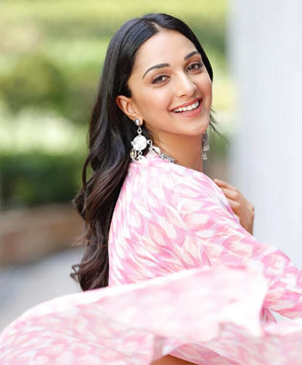 Kiara Advani poster