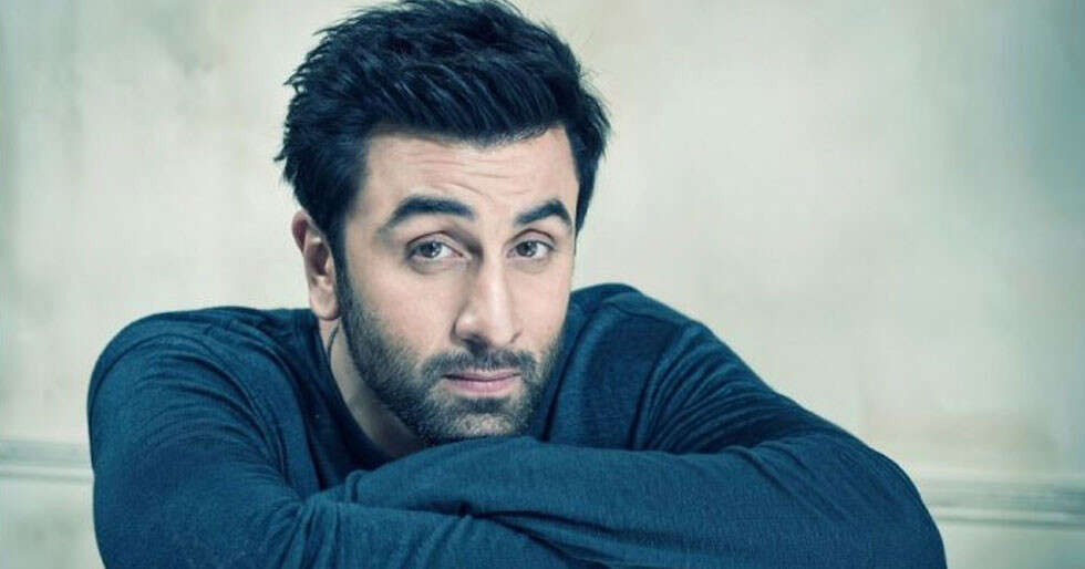 Ranbir Kapoor recalls not crying after Rishi Kapoor’s demise