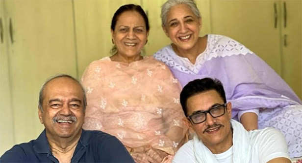 Aamir khan with family