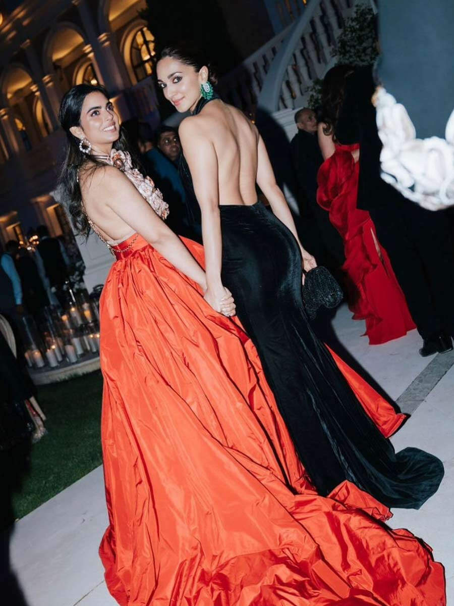 Kiara Advani looks ethereal in a backless gown with Isha Ambani ...