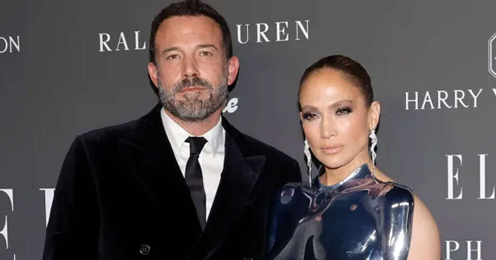 Jennifer Lopez and Ben Affleck reunite at a family event amid split rumours - Vimarsana News