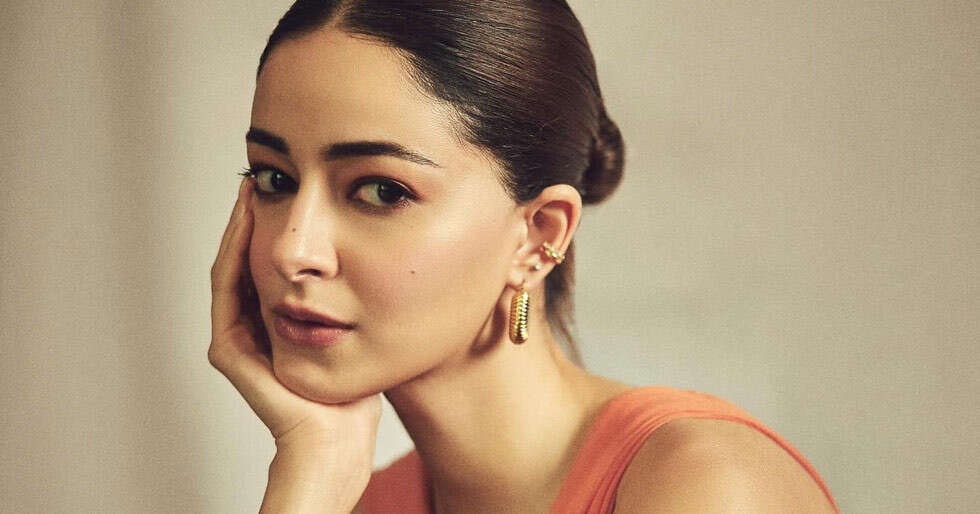 Ananya Panday begins shooting for Call Me Bae 2