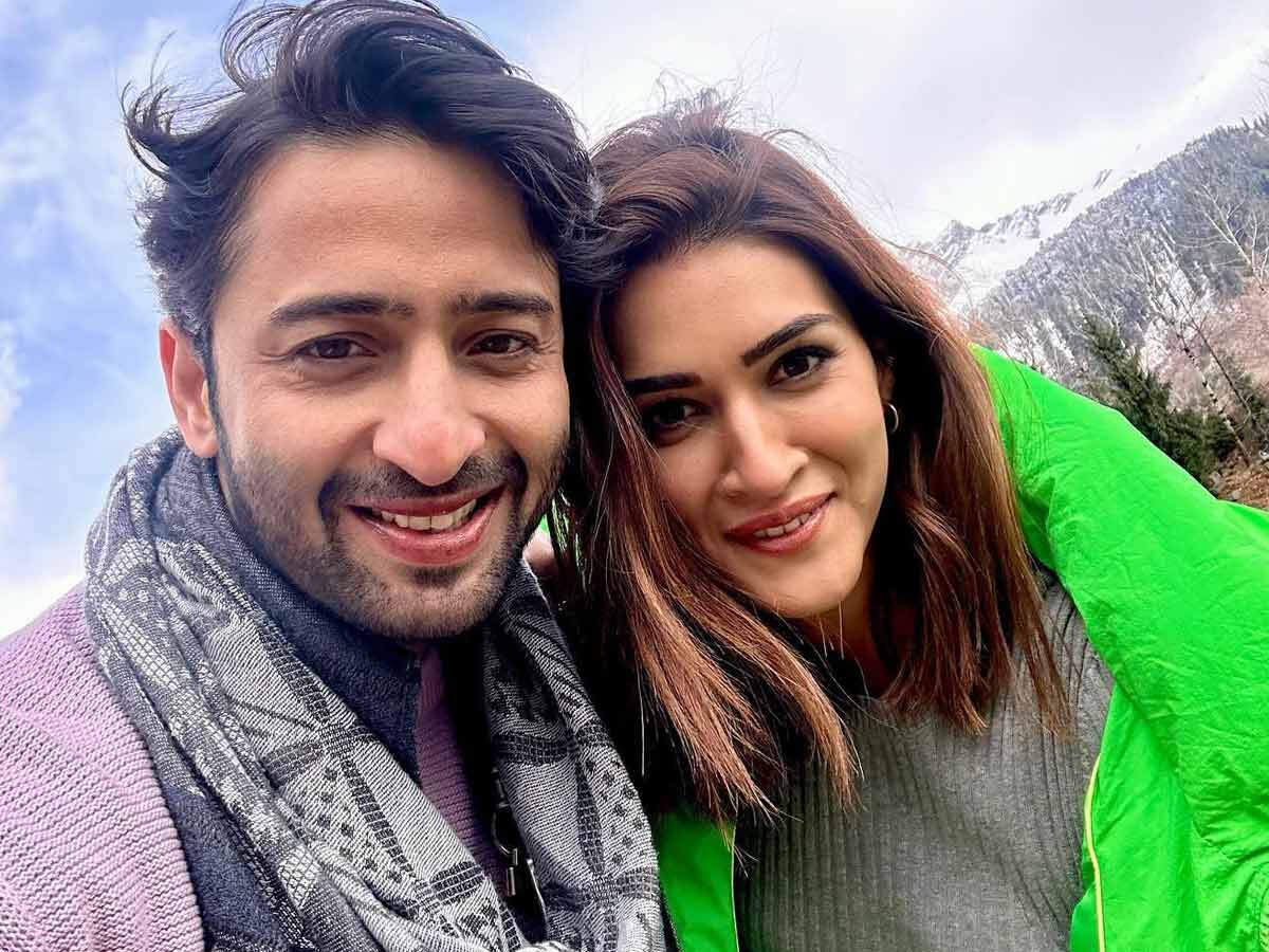 Kriti Sanon Shaheer Sheikh 