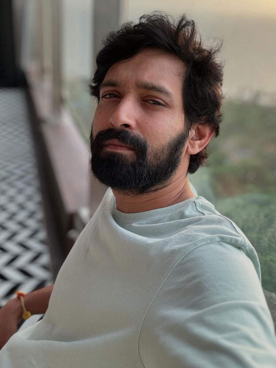 Shanaya kapoor Vikrant Massey 