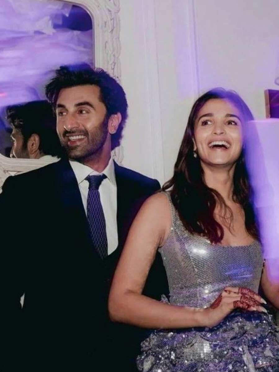 Alia Bhatt and Ranbir Kapoor 