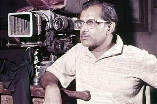 Hrishikesh Mukherjee’s best films | Filmfare.com