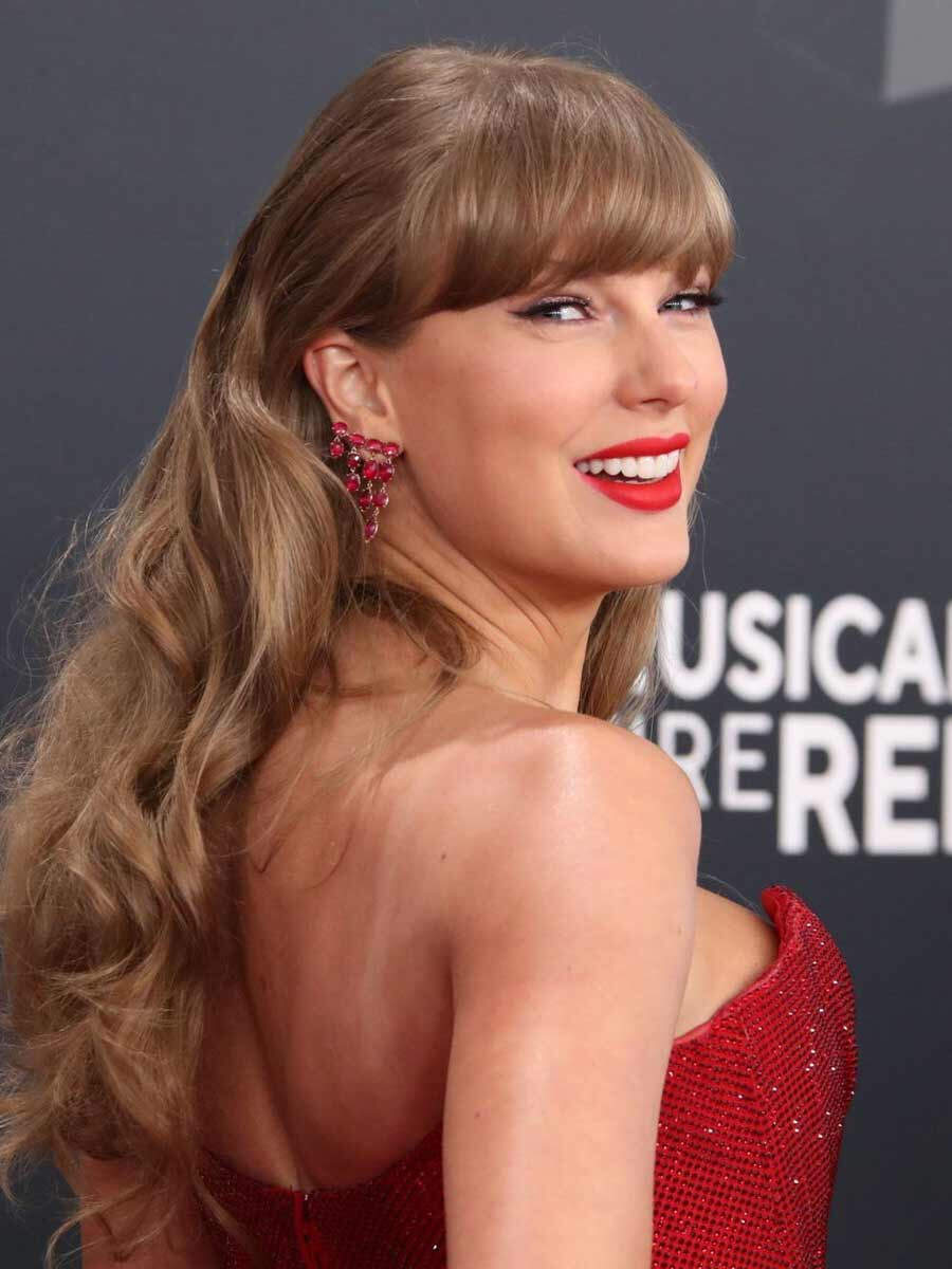 Taylor Swift Red Dress Taylor Swift Red Dress