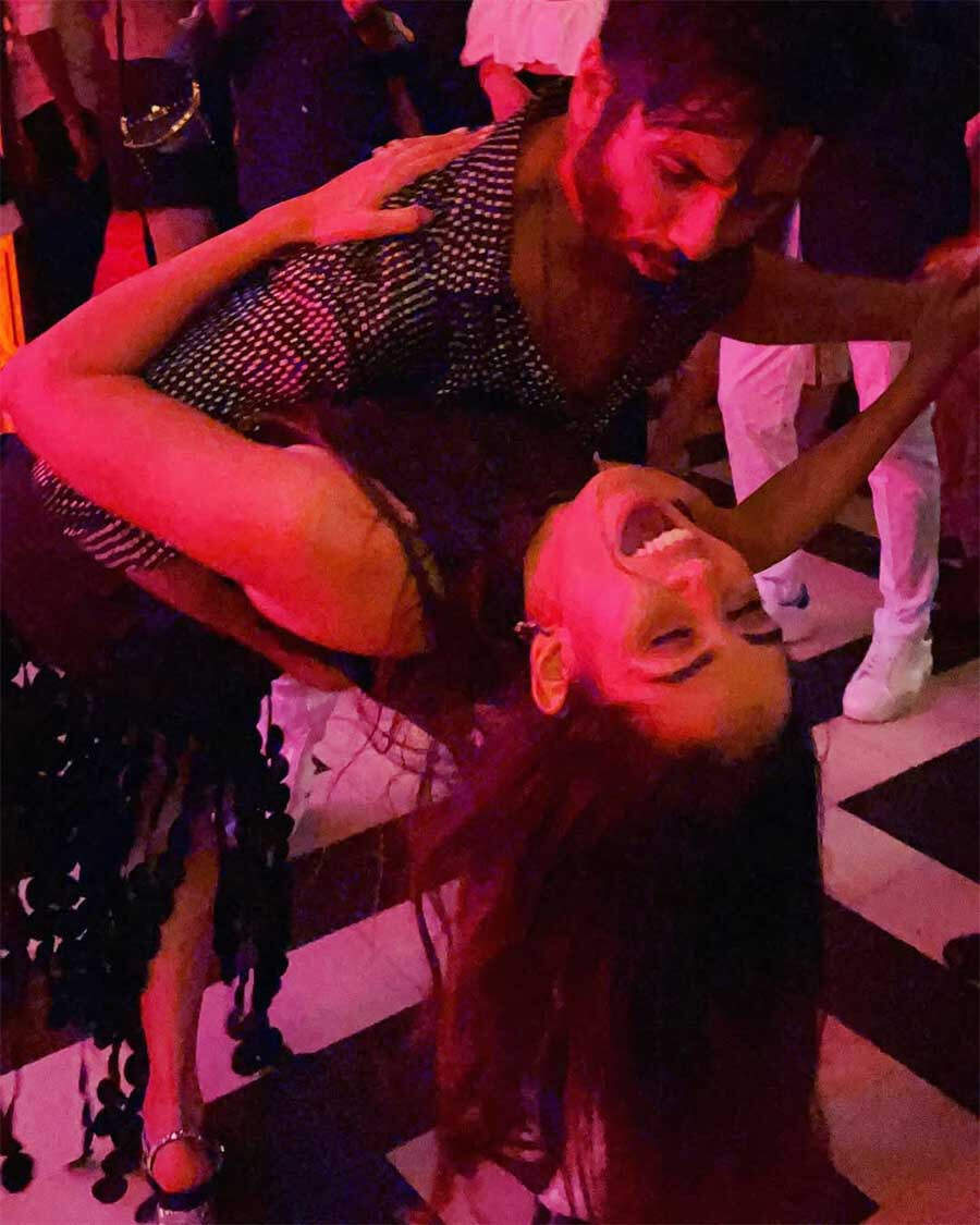 8 times Bollywood celebs proved love is not just for the movies