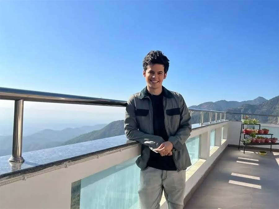 आमिर खान को काम पूछने पर दर्शन सफारी
