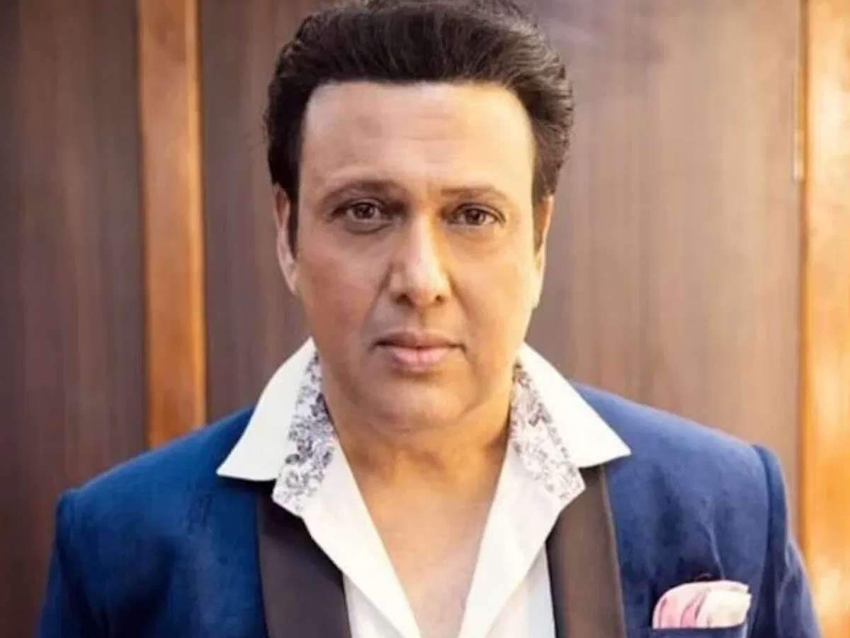 Govinda’s Former Secretary Shashi Prabhu Dies, Actor Attends Funeral ...