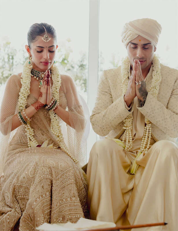 Prateik Babbar And Priya Banerjee Wedding