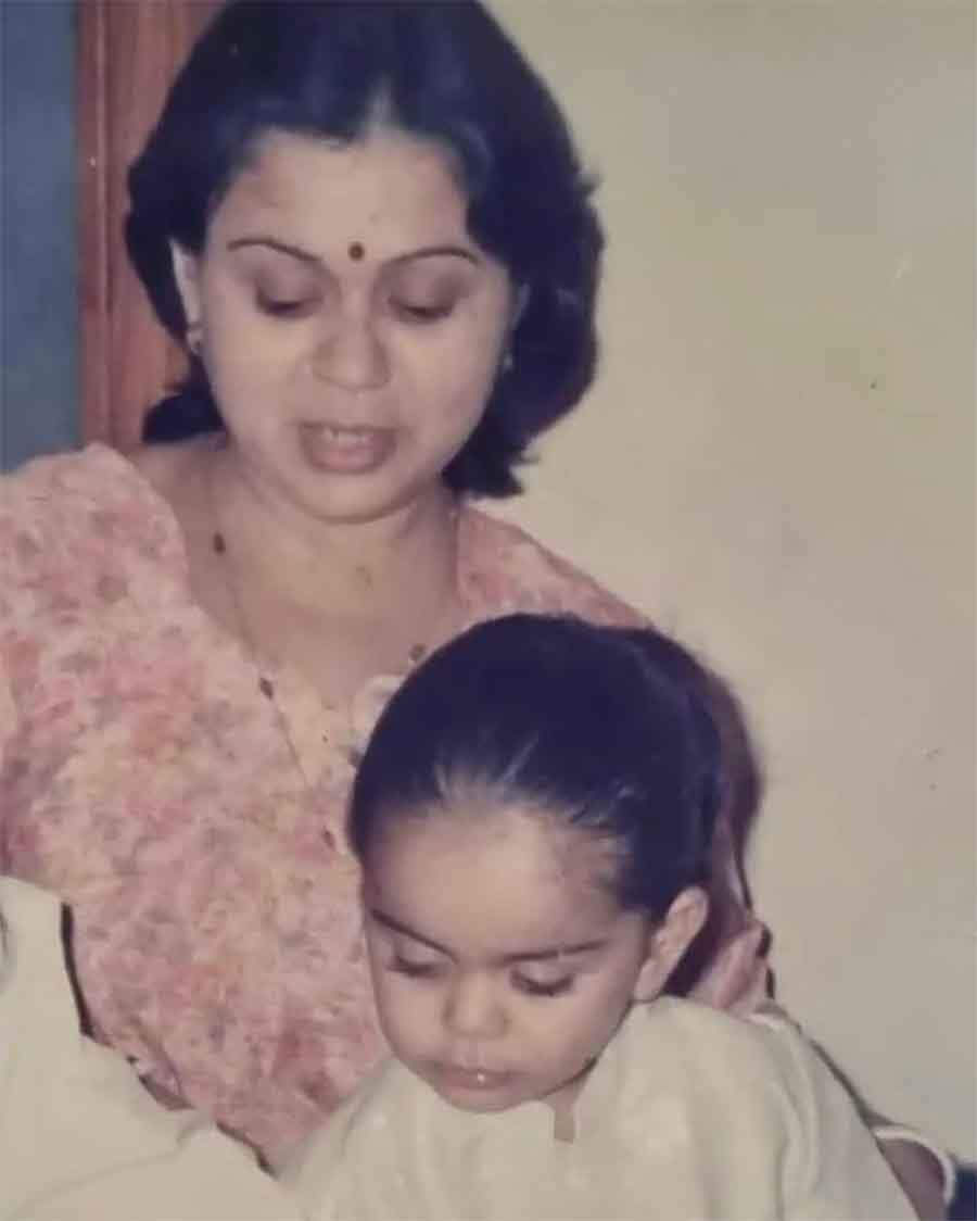 Mother's Day: Virat Kohli