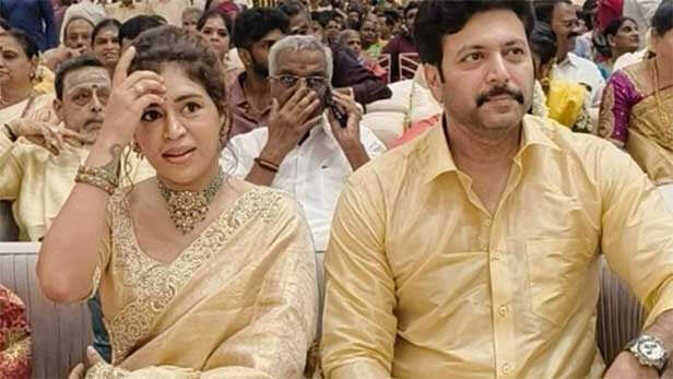 ರವಿ ಮೋಹನ್ ಮತ್ತು ಕೆನಿಶಾ ಫ್ರಾನ್ಸಿಸ್ ಸ್ಪಾರ್ಕ್ ಡೇಟಿಂಗ್ rmours ಅವರು ಒಟ್ಟಿಗೆ ವಿವಾಹವನ್ನು ಮಾಡಿದ್ದಾರೆ