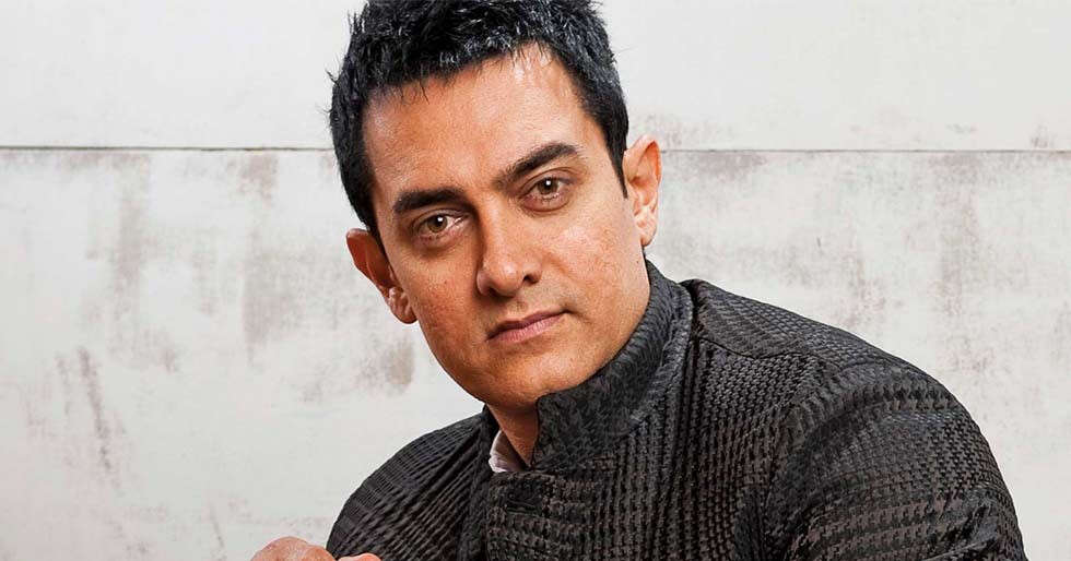 Aamir Khan to receive first RK Laxman Award for Excellence Aamir Khan to receive first RK Laxman Award for Excellence