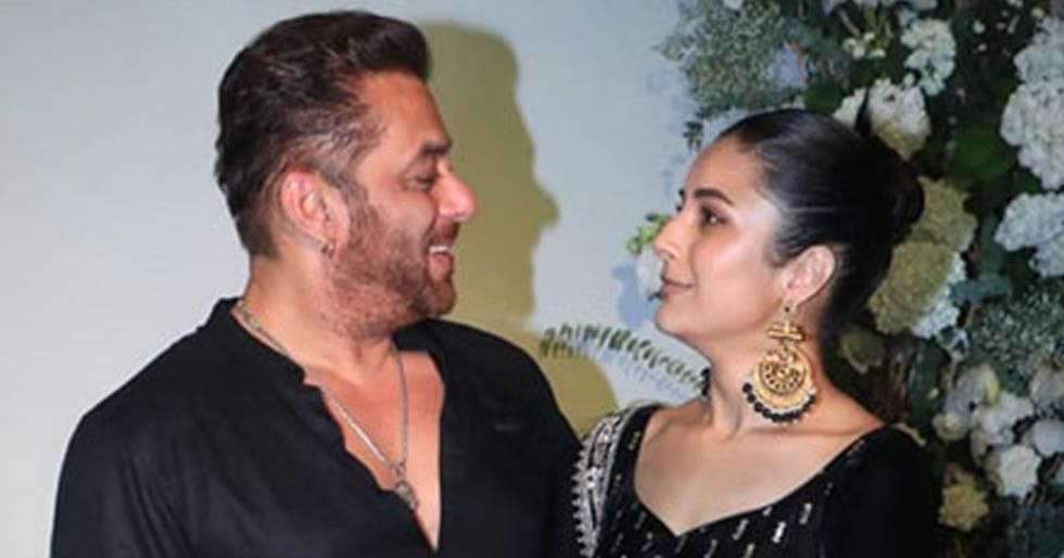 What Happens Inside Salman Khan’s House Parties? Shehnaaz Gill Shares…