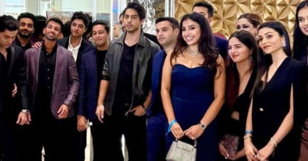 Aryan Khan’s Friend Shares Inside Details From The B***ds of Bollywood ...