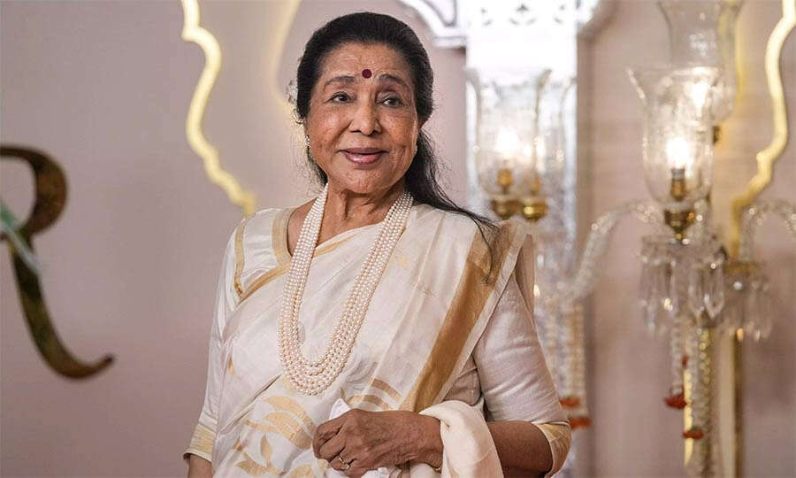 Anand Milind Asha Bhosle