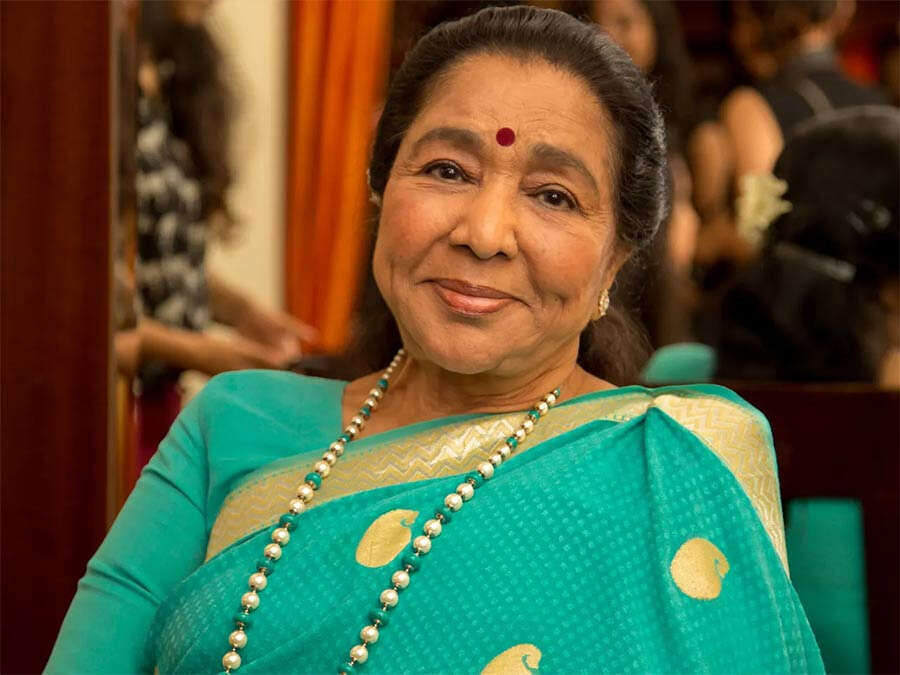 Asha Bhosle Hospitalised In Mumbai After Health Scare